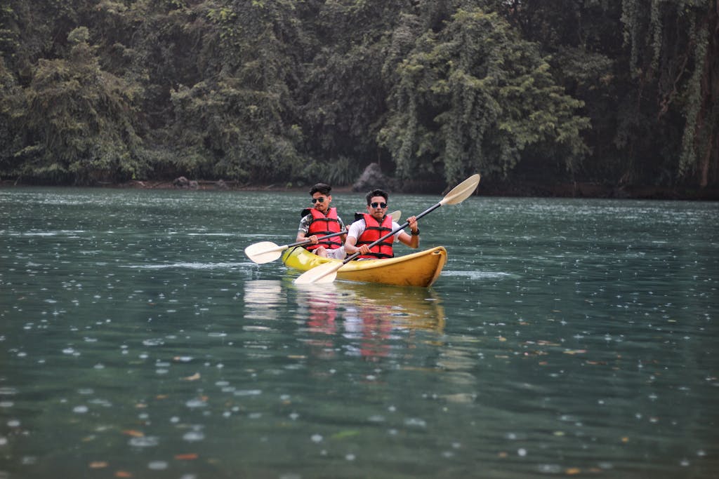 Photo of Two People in Kayak is a family fall activity 